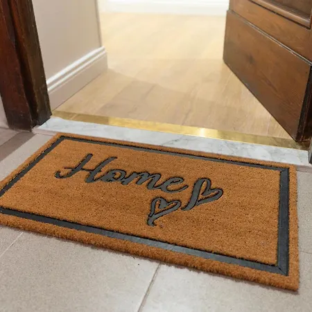 Pictadomus-albus, Metro Furio Camillo Apartment Rome