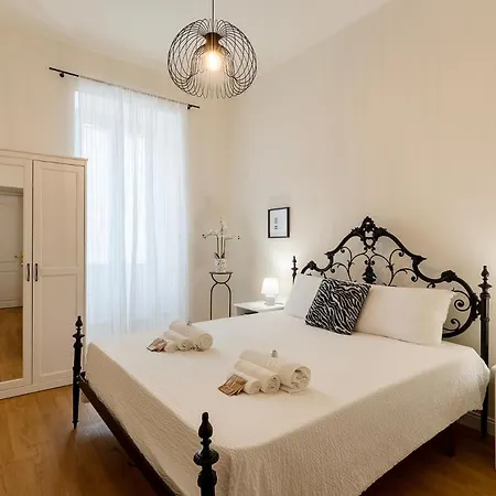 Apartment Pictadomus-albus, Metro Furio Camillo *